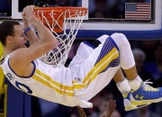 开云官方app入口-决胜时刻的王者，欧文关键一球助浙江队险胜吉林队