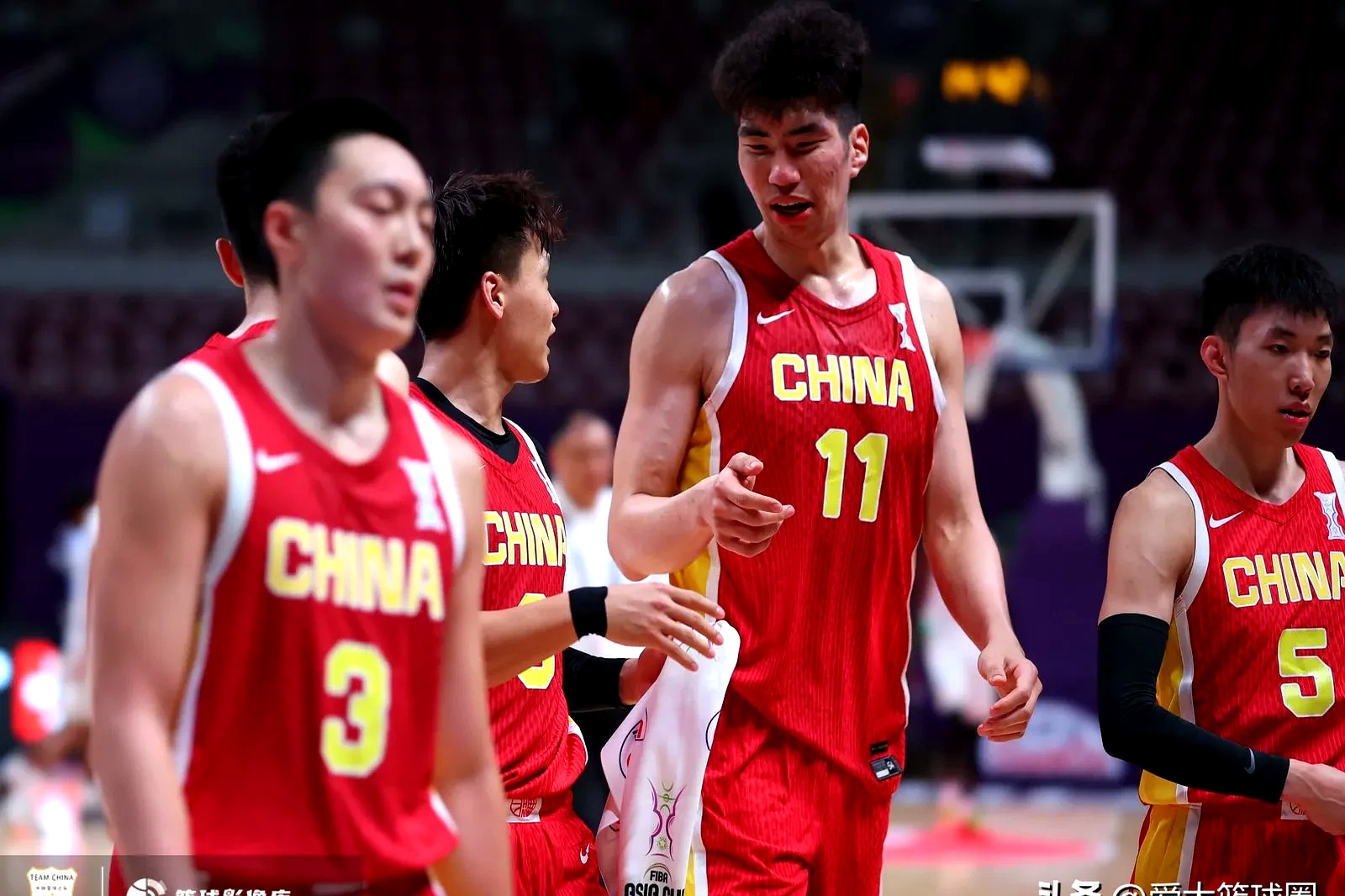 新晋球员表现抢眼，助球队获得胜利，继续在CBA联赛崭露头角