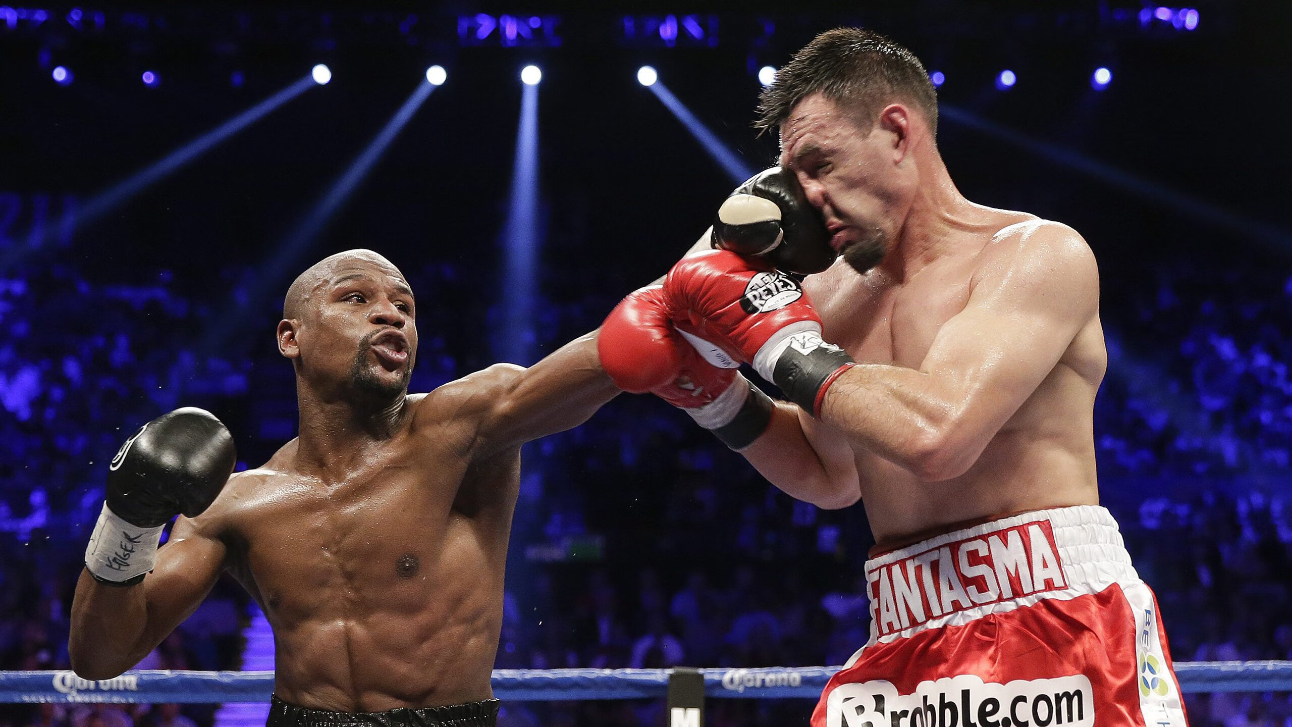 拉文关键先生本色尽显,湖人铁蹄冲垮山西防线