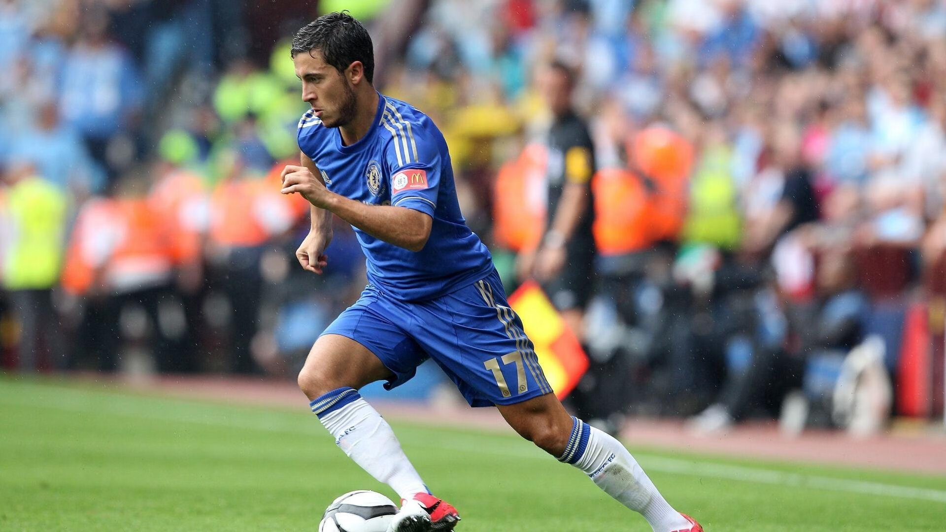 羽坛新章，印尼队横扫日本队，石宇奇统治全场的战术革命